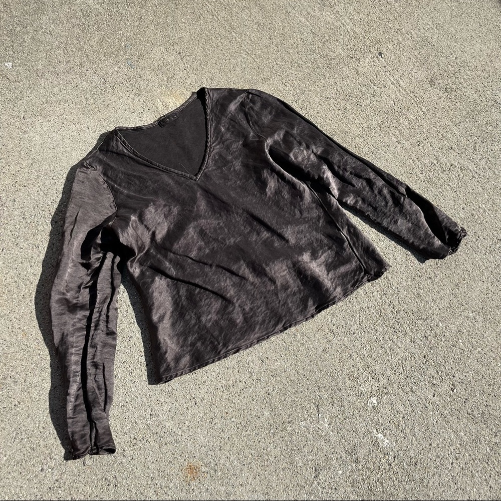 Cp shades grey satin v neck long sleeve top‎